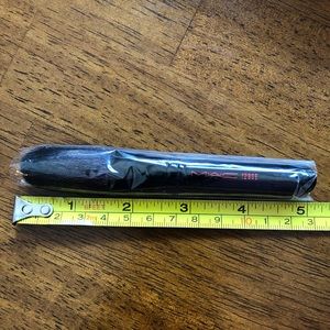 NEW MAC 129SE Blush or Bronzer brush (Travel Size)